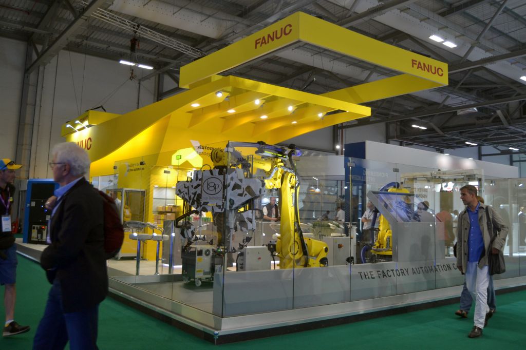 Loop unveils new composite ply deposition tool at FIA